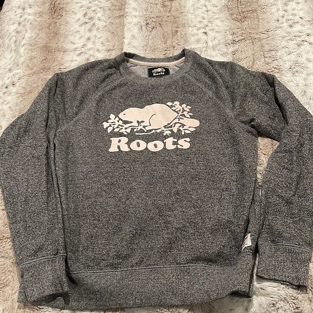 Roots sweatshirt size M